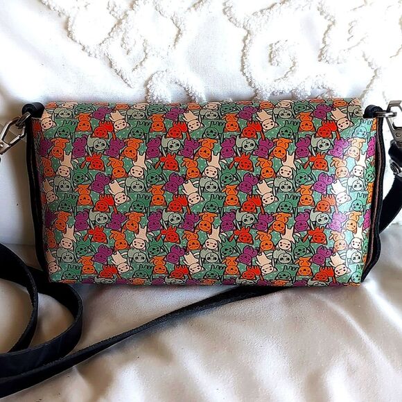 Jon Wye Vampire Cats Small Clutch/Crossbody 😺 - Picture 11 of 16